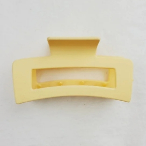 Claw Clip Hair Accessories - Picture 1 of 3